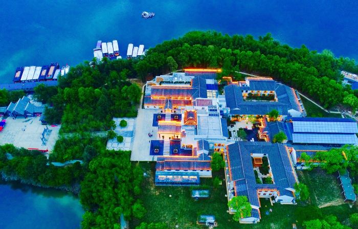 Yinghu Hotel