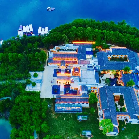 Yinghu Hotel