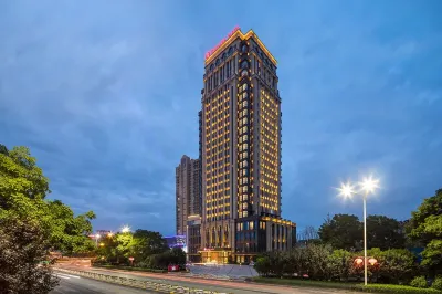 Ramada Plaza by Wyndham Wuhan Huangpi Hotels near Liangpinpuzi (wanjiguangchang)