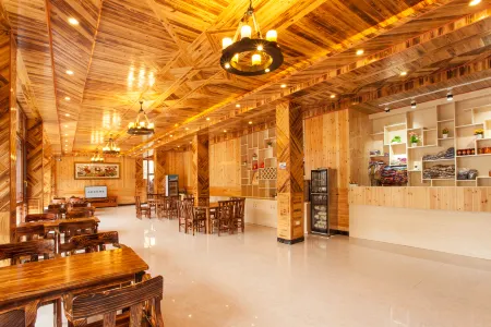 Longji Terraces Heshe Hotel Отели в г. Луншэн