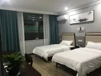 Yunxi Minshe Hotel