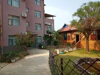manya hotel