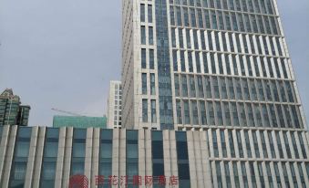 Bai Hua Ting International Hotel