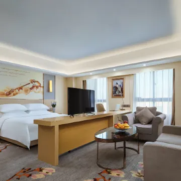 Vienna International Hotel (Bengbu City Gate)