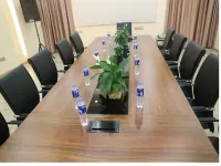 Starway Hotel (Huai'an Jinhu)