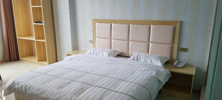 Gushi Yilv Sunshine Express Hotel Hotel di Gushi