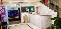 Guangfu Jiayin Hotel
