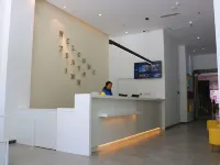 7Days Inn Hotel (Zhaotong Airport & Shenggeng Cultural Park Branch) 昭通のホテル