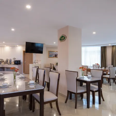 Weisge International Hotel (Lu'an Yaoli)