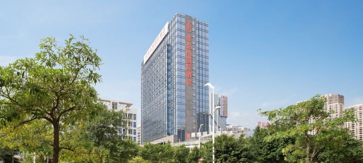 Vienna International Hotel Hotele w: Jinjiang
