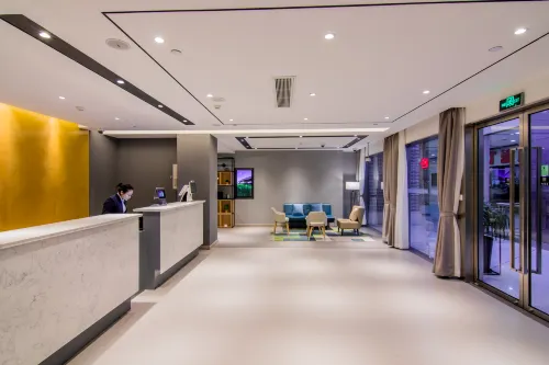 Rujia Business Hotel