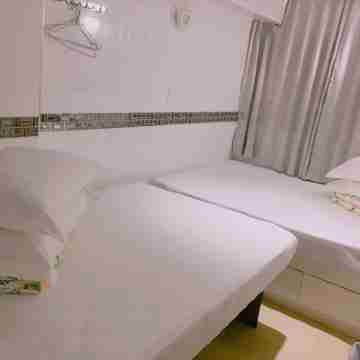 Wing Shun Guest House Rooms