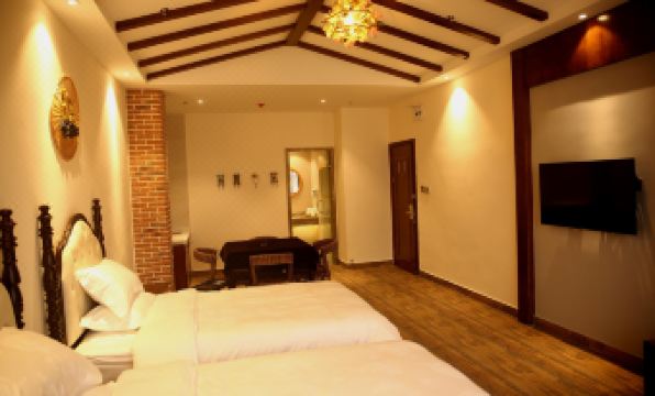 Dongsheng Hotel - Housity