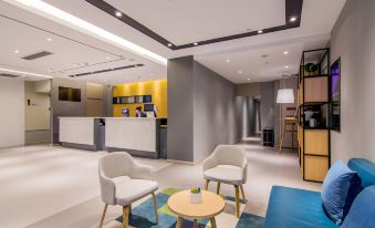 Rujia Business Hotel