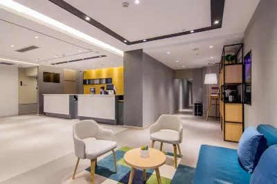 Rujia Business Hotel