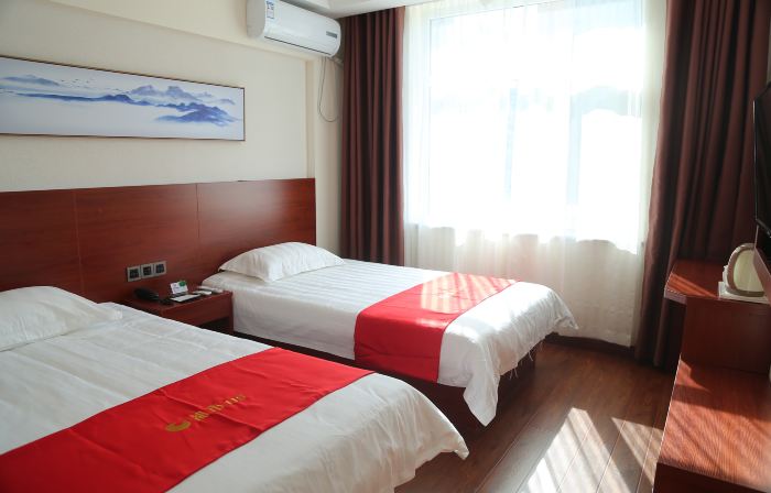 City 118 Selected Hotel (Weixian century Street credit building store)