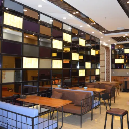 City 118 Chain Hotel (Xinxiang University Town Store)
