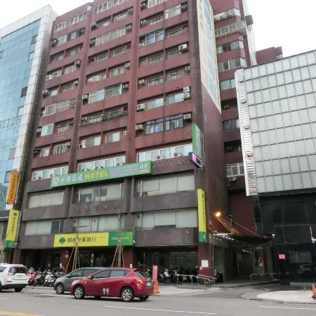 JHONG SING HOTEL Отели рядом с достопримечательностью «Станция Neili»