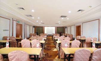 Vienna Hotel (Baoding Xushui Longdi Branch)