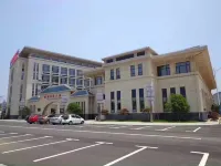Yao Lake Pearl Hotel - parcheggio
