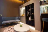 Homeinn · neo (Meishan Pengshan District Weiye Plaza Jinjiang University)