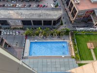 维拉国际公寓(东莞环球贸易广场店) - 室外游泳池