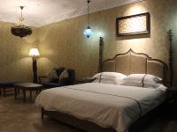 吐鲁番箜篌驿站文化酒店 - 箜篌豪华大床房