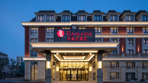 Ramada by Wyndham Zhenjiang City Center in Zhenjiang