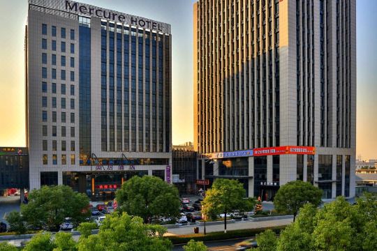 杭州临平美居酒店