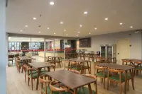 Junyi Hotel (Yinan Development Zone)