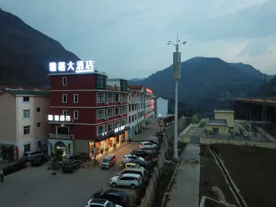 Grand hotel Hotels near Panzhou Tiger Leaping Gorge