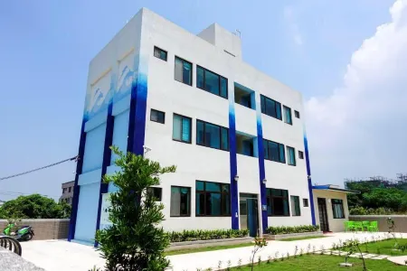 Floating Clouds B&B Отели рядом с достопримечательностью «Zhaishan Tunnel»