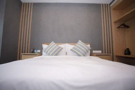 Jundun Tu Hotel (Chongqing Qinjiang Branch) Отели рядом с достопримечательностью «Chongqing Vocational Institute of Tourism»