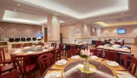 Vienna Hotel (Kaifeng House Store)