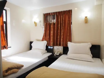 Pacific Lodge Отели в г. 