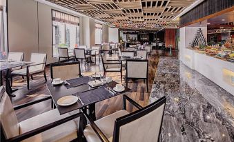 Dunhu Hotel in Lanzhou New Area - Housity