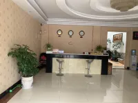 Luoping Bixiang Express Hotel