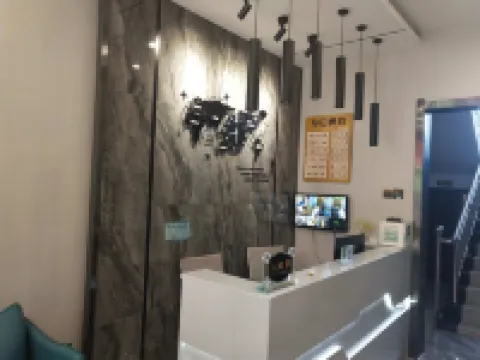 Fanzhi O2 Light Luxury Hotel