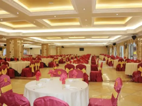 Xinchengguojidajiudian·aiqinhai Western Restaurant