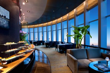 厚街国际大酒店·360度旋转餐厅