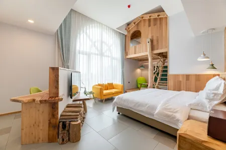 Shifang Qinglv Hotel Отели рядом с достопримечательностью «Linqiong Ancient City»