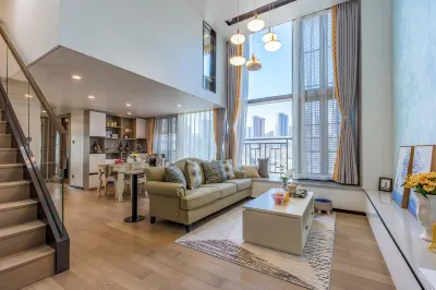 Bosden Loft Light Residence (Shenzhen North Station Huilong Center Store) Hotels near Junfa Seafood Shop