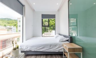 Shen zhen yang mei keng lin lan hai jing min su - Housity