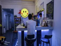 Smile Face Lane Long Time No See Yonth Hostle (Chengdu Wuhou Temple Commercial Area) - Hostellit