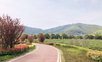 Xianhuya Residential Residence