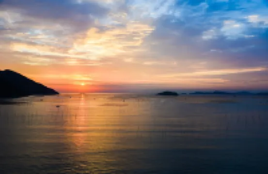 Beiqi Tantu Seaside Hostel - 2 ดาว