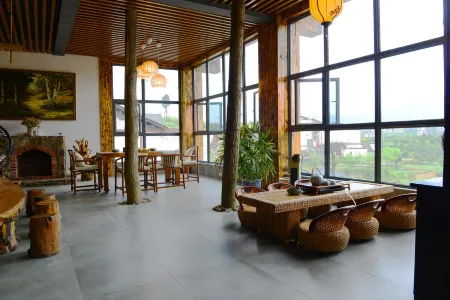 Chongqing Nayi Xiaoyouxiang Yeyuanshe Отели рядом с достопримечательностью «Banliao Lake»