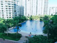 Haiyunhuajian Sea View Holiday Apartment Hotel - Beach