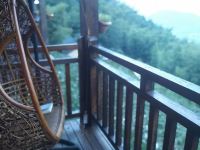 畲天云顶特色民宿(桐庐莪山民族村店) - 观景房