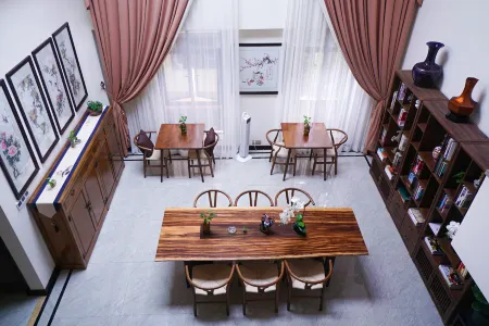 Shuiwanyuan Hotel (Zhuhai Qinglv South Road) Отели рядом с достопримечательностью «Hong Kong-Zhuhai-Macao Bridge Tour»